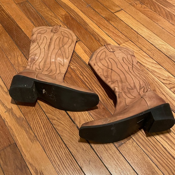 UO Cassidy Western Tan Leather Boot Size 8 Women’s - Picture 5 of 5